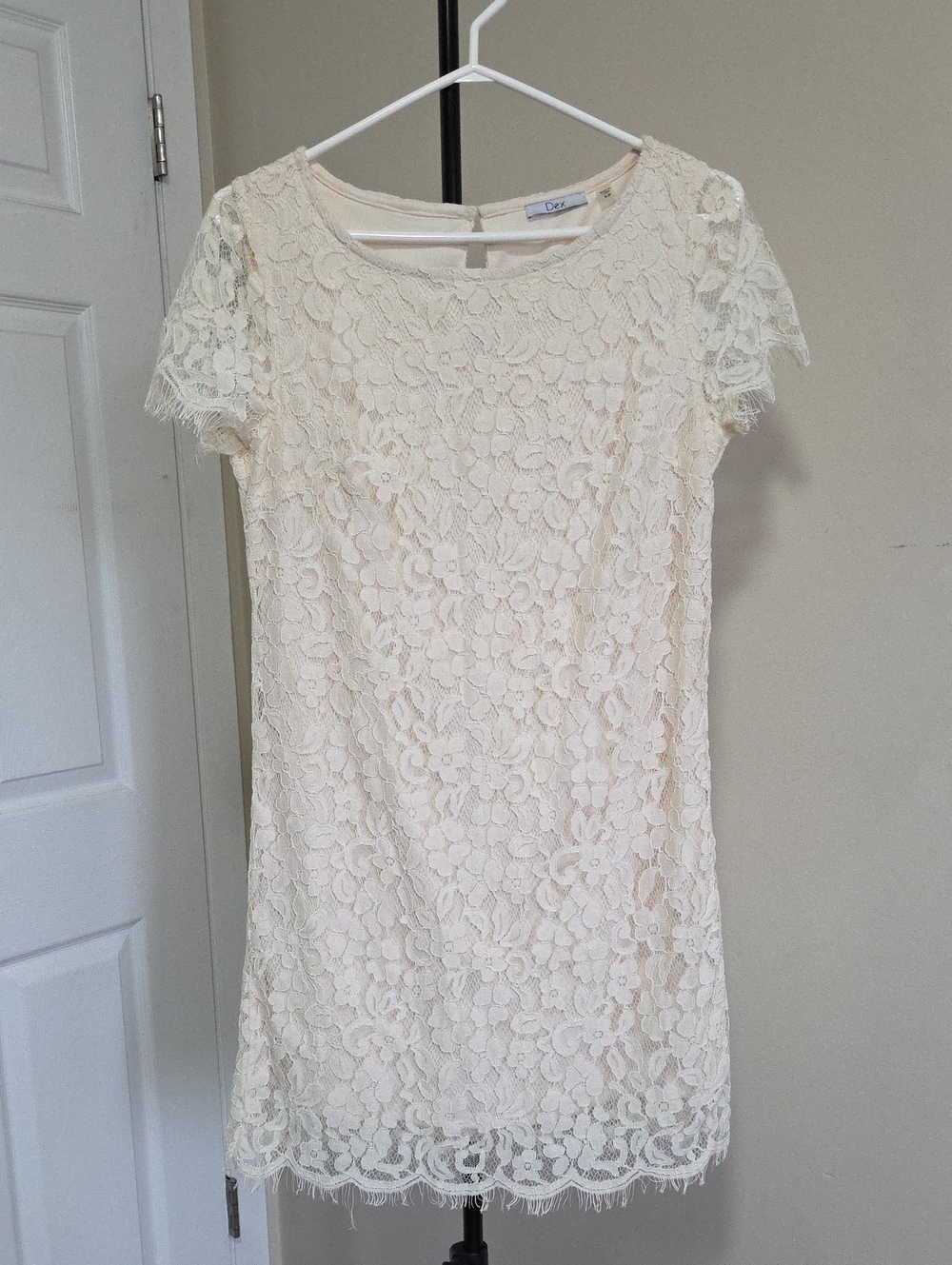 Dex Cream Lace Floral Dress